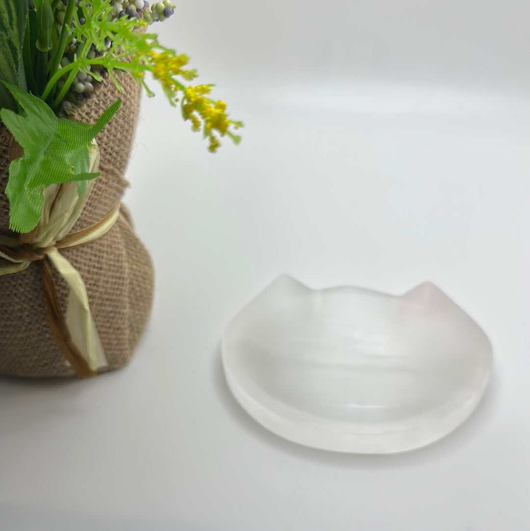 Selenite Cat Head Bowl