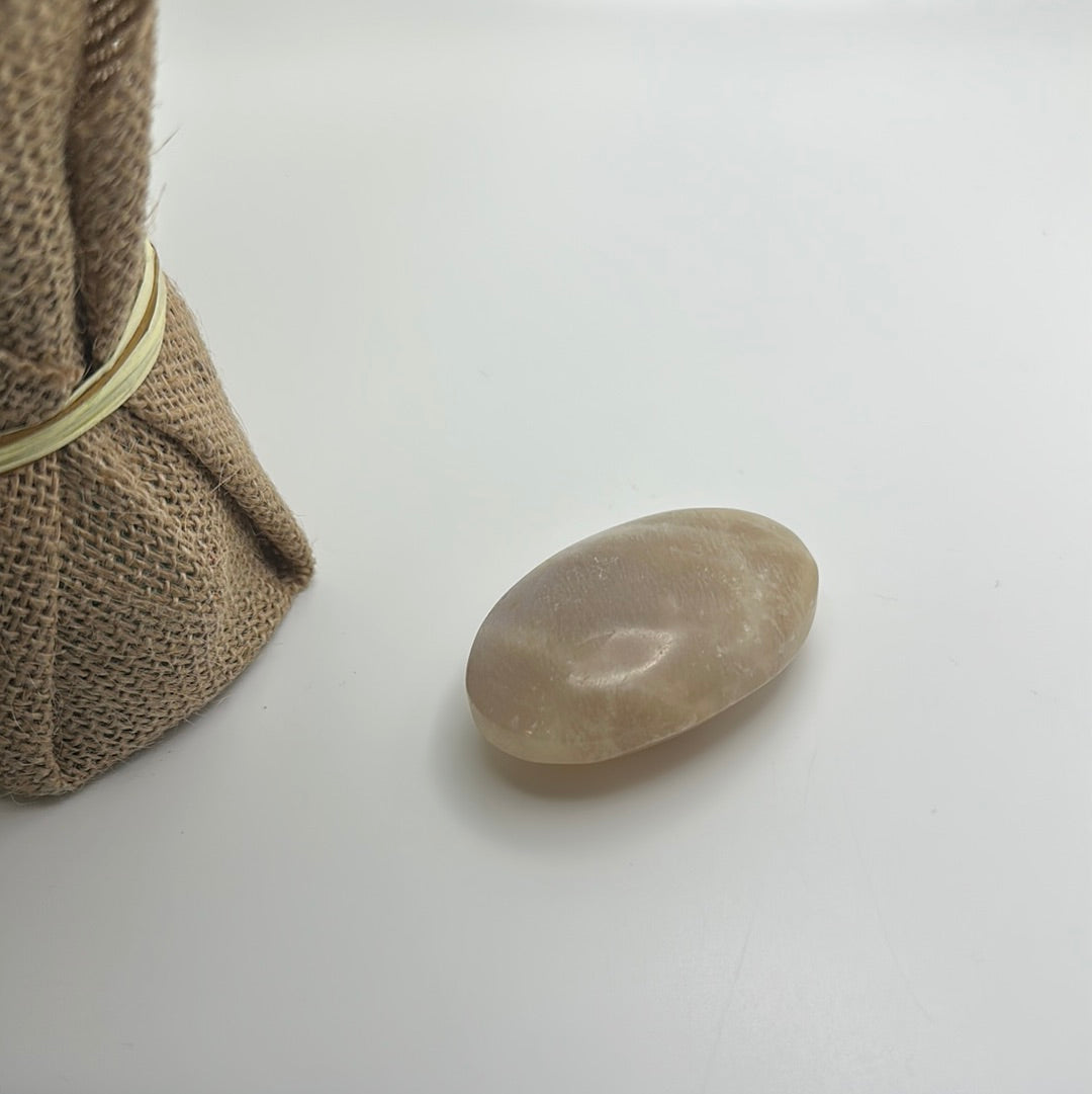 Moonstone Palm Stone